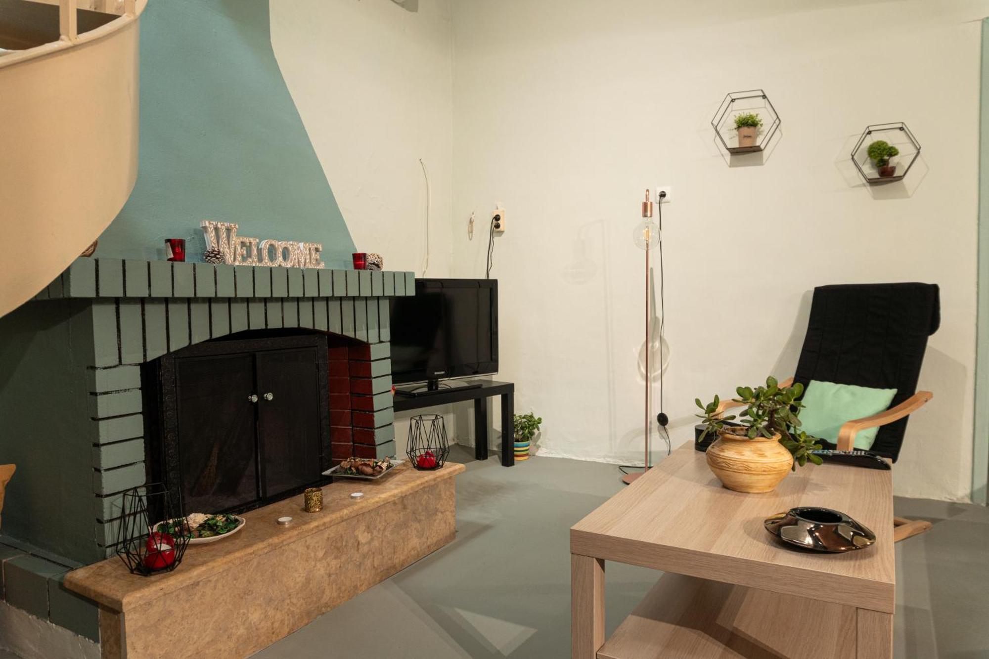 Nafpaktos Christine'S Houseヴィラ エクステリア 写真